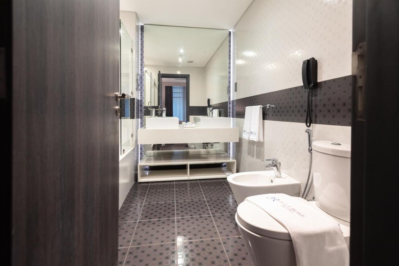 דוחה New Blue Rose Hotel מראה חיצוני תמונה