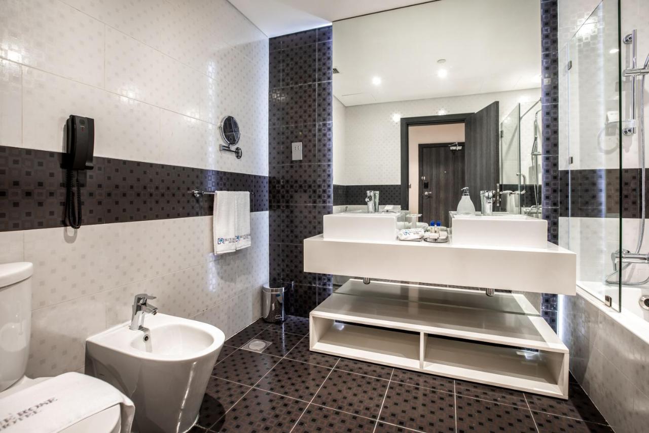 דוחה New Blue Rose Hotel מראה חיצוני תמונה