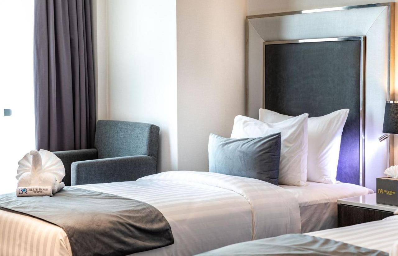 דוחה New Blue Rose Hotel מראה חיצוני תמונה