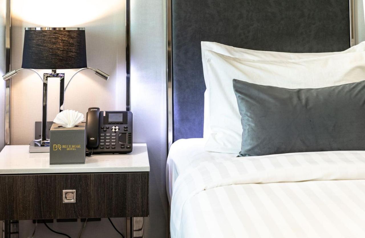 דוחה New Blue Rose Hotel מראה חיצוני תמונה