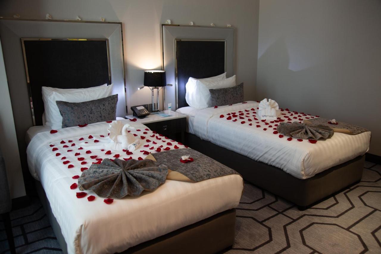 דוחה New Blue Rose Hotel מראה חיצוני תמונה